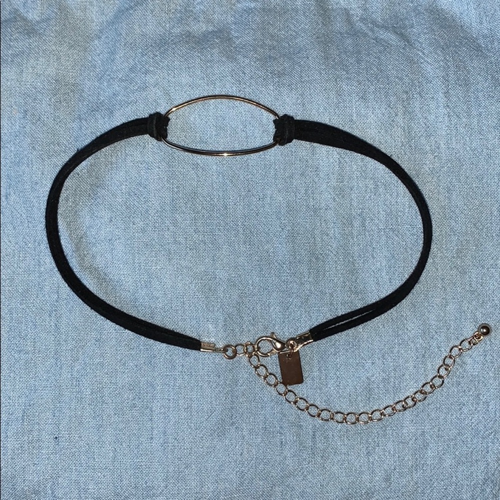 Elegant Leather and Gold Choker Necklace